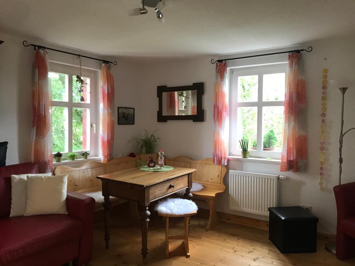 Turmstueble Im Torhaus Von 1545 Appartement Burgbernheim Buitenkant foto